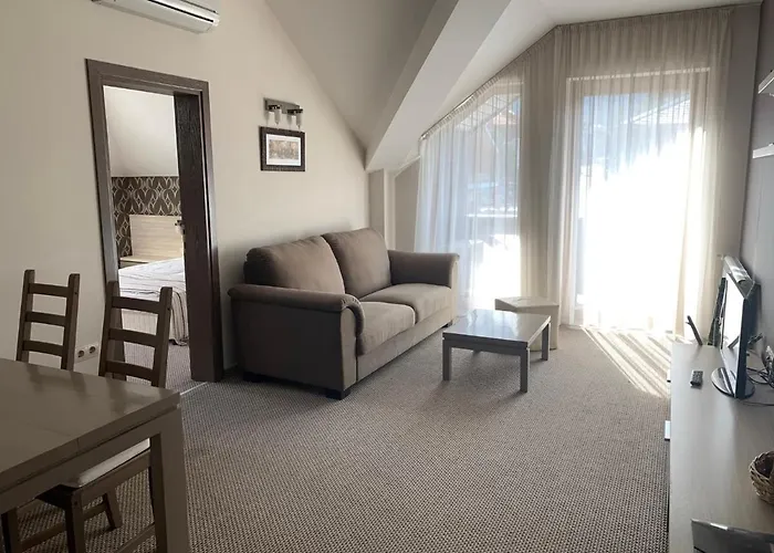 Stayinn Granat - Next To Gondola Lift